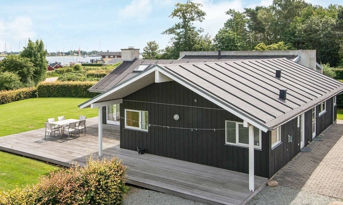 Boeslum House | Breezy Holiday Home in Jutland with Sauna