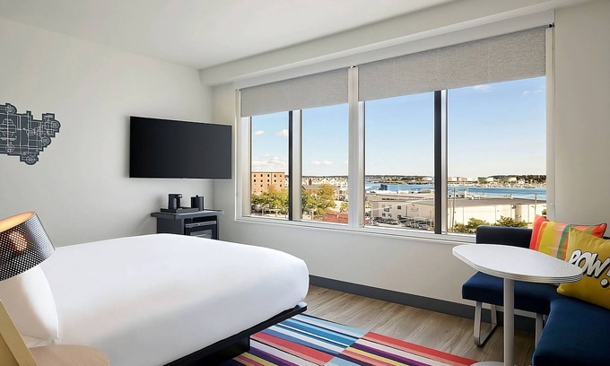 Portland Hotel | Brews, Art & Fun! Downtown Stay Right in the Heart of Portland!