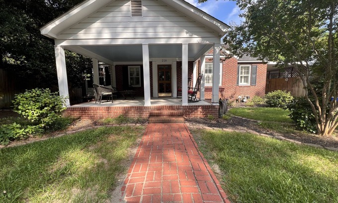 Aiken Cottage | Brick Cottage in Aiken
