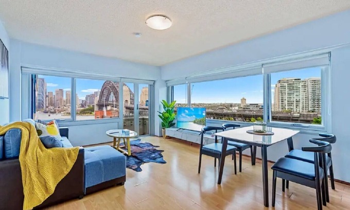 Kirribilli House | Bridge View 2 Bedroom Apartment @ Kirribilli | MHS