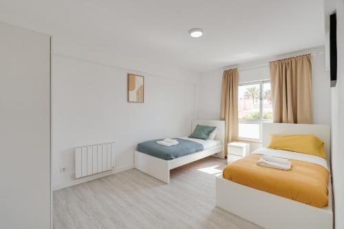 Paco De Arcos Apartment | Bright & Family Flat in Paço de Arcos by HostWise