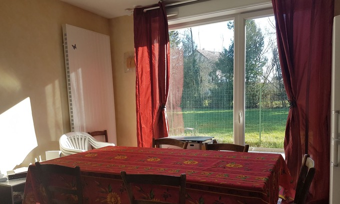 Clairvaux-les-Lacs Condo | BRIGHT in a condominium: T3 of 80 m2 beach and shops nearby