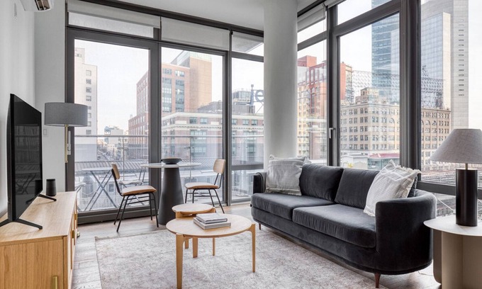 Hunters Point Apartment | Bright LIC 1BR w/Gym, Doorman, Elevator & Private Balcony, by Blueground