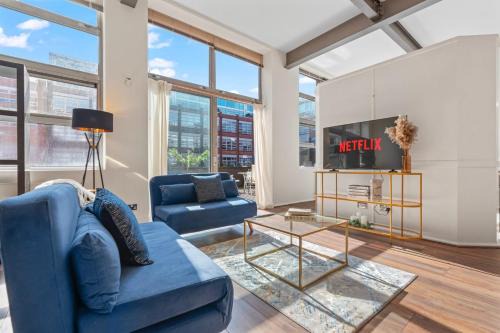 Birmingham City Centre Apartment | Bright Space in Birmingham - Balcony & WiFi