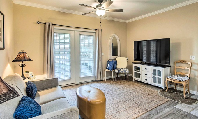 Saint Simons Heights Condo | Bright St Simons Island Condo w/Shared Pool!