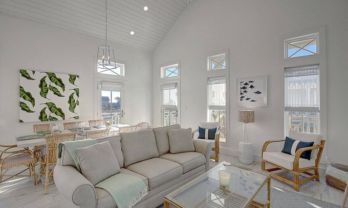 Cinnamon Shore Cottage | Brilliant Beach Cottage in Cinnamon Shore w/Access to Countless Amenities