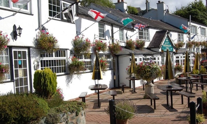 Llangollen Hotel | Britannia Inn