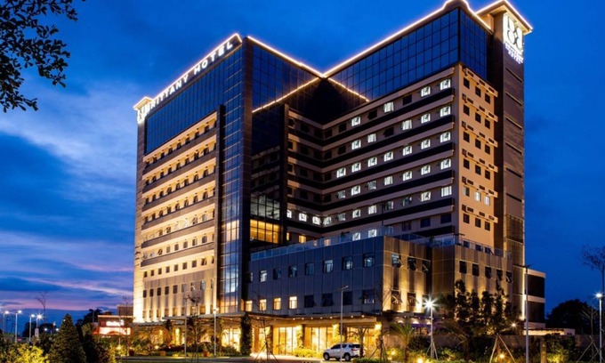 Bacoor City Hotel | Brittany Hotel Villar City