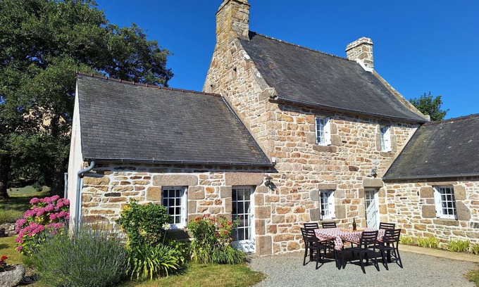 Plourin House | Brittany stone house, all comforts, fully renovated