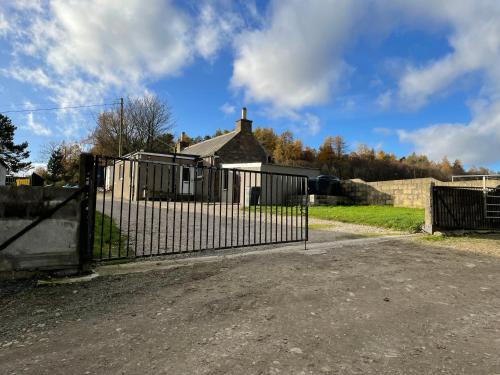 Inverurie House | Broadsea