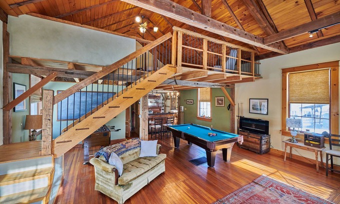 Dalton House | Brooksong, the perfect Berkshires getaway