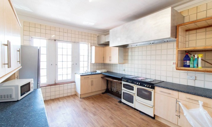 Portswood House | Brookvale Guest House Room 14