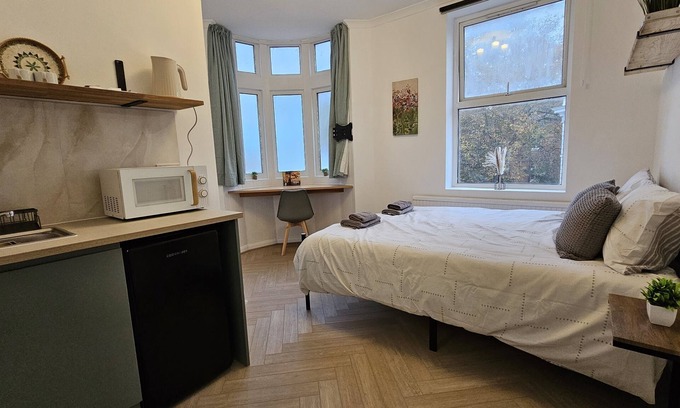Camberwell Hotel | Bros Inn Hotel