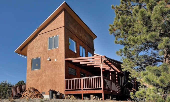 Nathrop House | Brown's Creek Retreat in Mesa Antero
