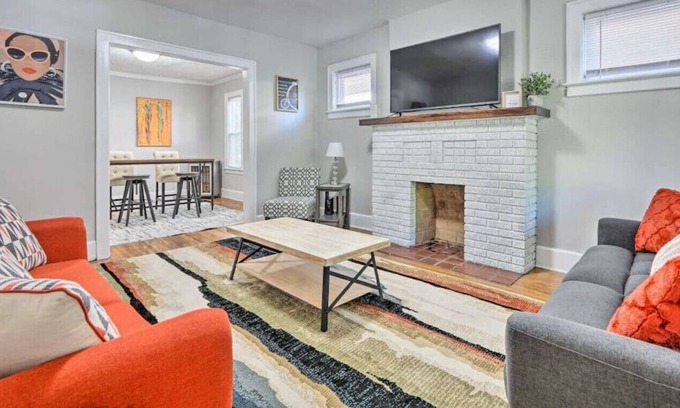 Franklin Park House | Bryden Rd Beauty Near Franklin Park and Downtown