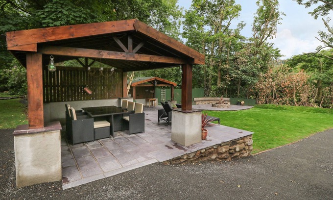 Bangor Cabin | Bryn Derwen Lodge
