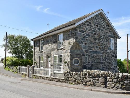 Dyffryn Ardudwy House | Bryn Y Felin
