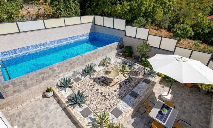 Crikvenica Apartment | Brzic (HSY3NJR)