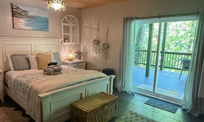 Millersport Cottage | Buckeye Lake Canal Cottage