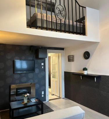 Jozsefvaros Apartment | Budapest Center City Home 2