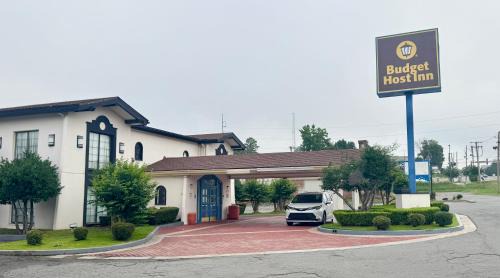 Little Rock Hotel | Budget Host Inn- Medical Center