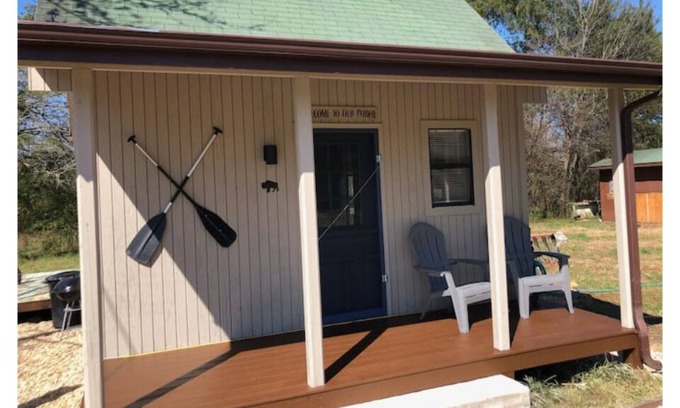 Saint Joe Cabin | Buffalo Bungalow quiet, secluded and close to Buffalo River accesses!!!