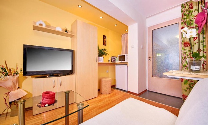 Burgas Apartment | BulgariaVilla - Lazur Studio