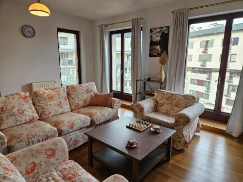 Krakow Apartment | Bulwary Wiślane Kraków Apartament Ludwinowska przy Forum by Noclegi Renters