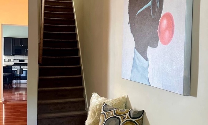 Allentown House | Bundle of happiness in an entire townhouse