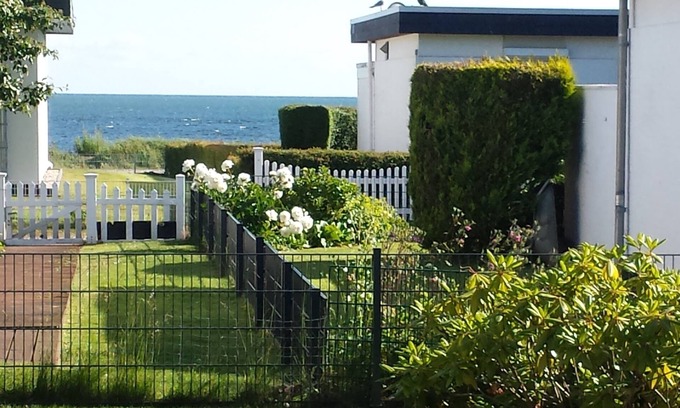 Staberdorf House | Bungalow for 4 guests with 55m² in Fehmarn OT Staberdorf (59217)