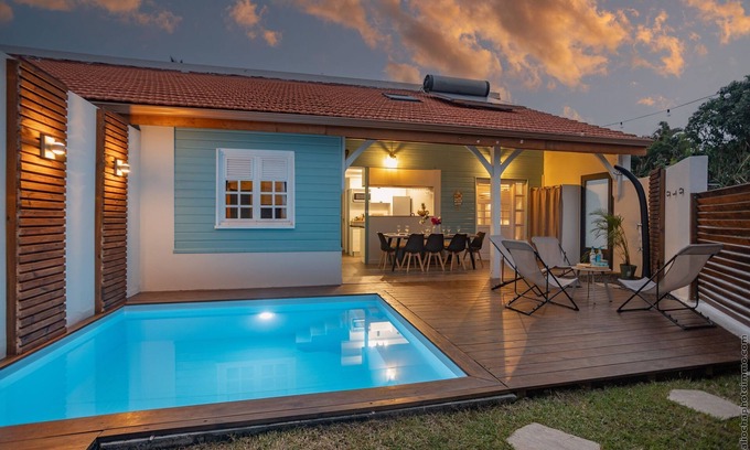Trois-Rivieres House | Bungalow Ti Coco 4 Chambres et Piscine à Trois Rivières