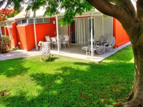 Maspalomas Ski Chalet | Bungalows Los Melocotones