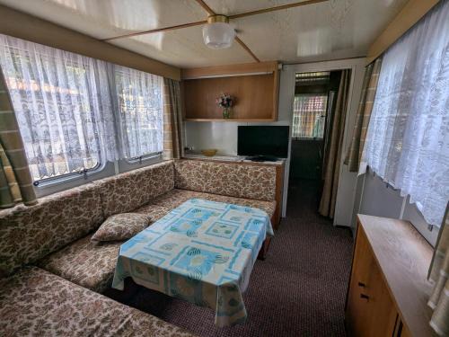 Samtens Apartment | Bungalows mit DDR-Charme - im Herzen von Rügen