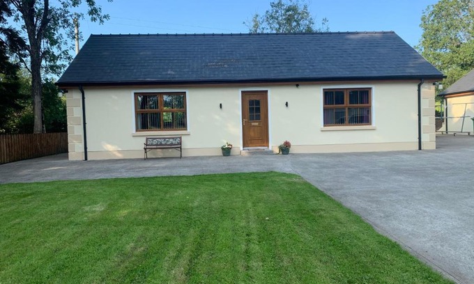 Belcoo House | Burnmon Cottage
