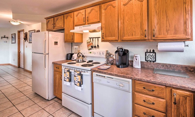 Burnsville Apartment | Burnsville Apt w/Deck in Pisgah National Forest