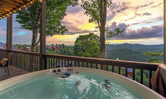 Wolf Laurel House | Burnt Skies Sleeps 10 Hot Tub Foosball Darts