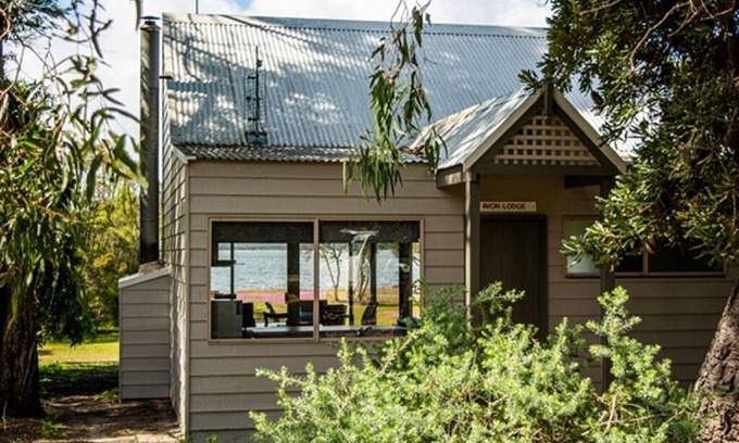 Forge Creek Apartment | Burrabogie - 1 Nt(waterfront)