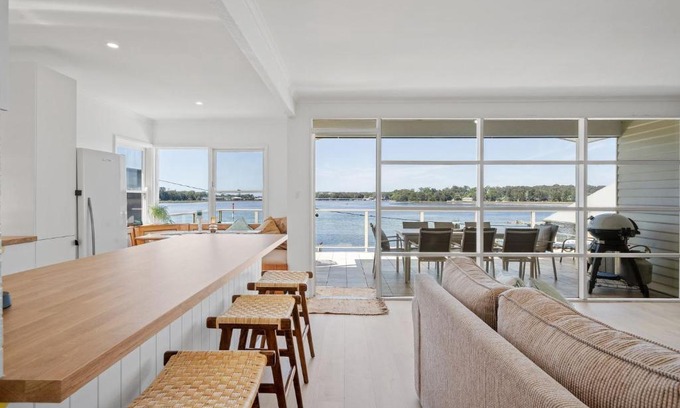 Burrill Lake House | Burrill Lake Cottage