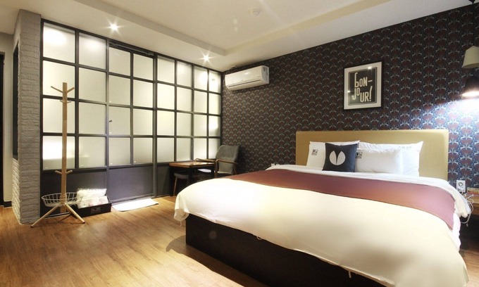 Oncheonjang Hotel | Busan Seo-dong No25
