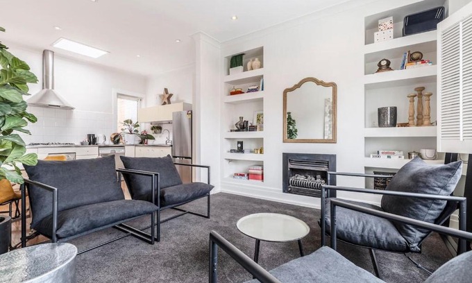 Brighton East Apartment | By the Bay Elegance - Brighton Living