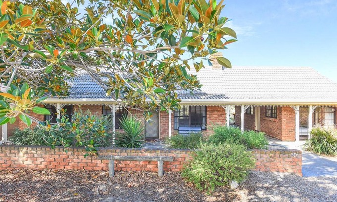 Normanville House | By the Beach 30 Jetty Road