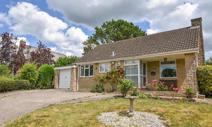 Axminster House | Byeways
