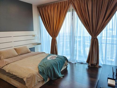 Nusajaya Apartment | C3004 Almas Suites Studio100mbps! Netflix By STAY