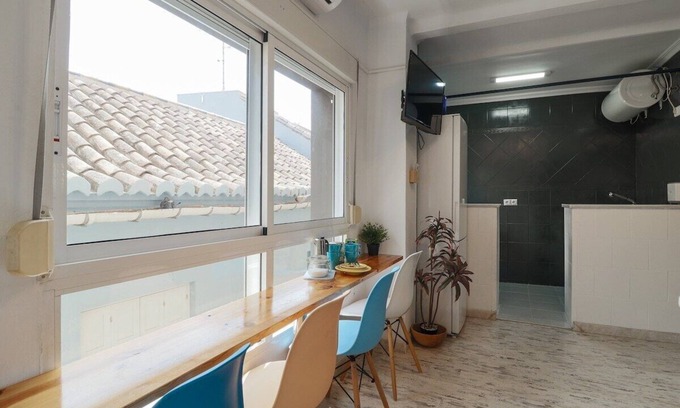 Centro Apartment | C34 · One Bedroom apartment next to Alcazaba