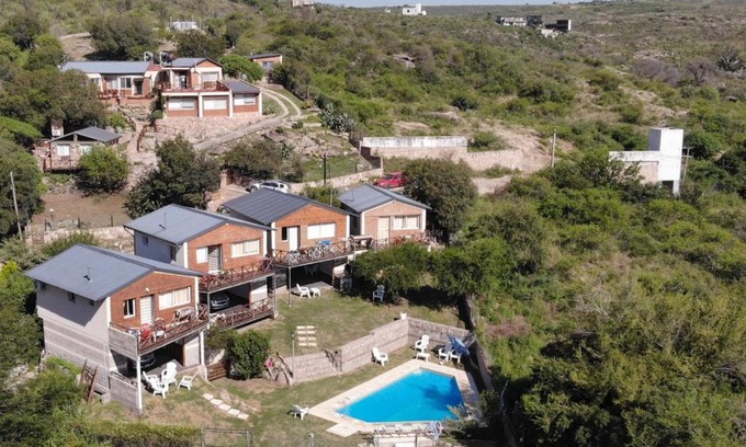 Villa Carlos Paz Ski Chalet | Cabañas Doña Itati
