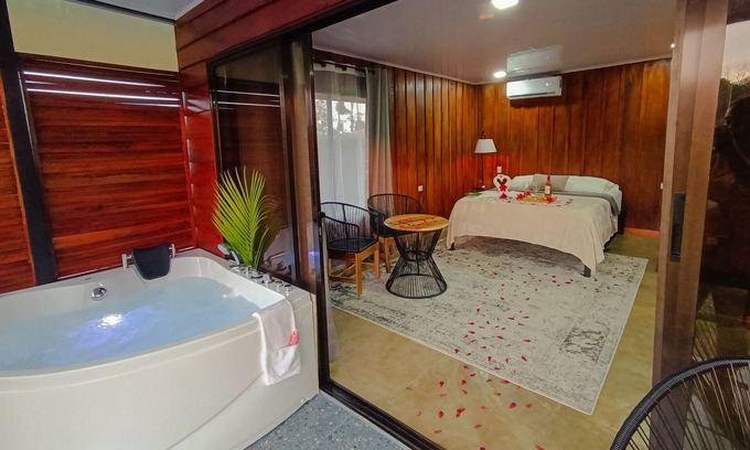 La Fortuna Cabin | Cabañas Kwepal Costa Rica