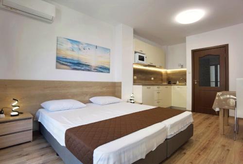 Primorski Apartment | Cabacum Pleasure Beachfront Apartments