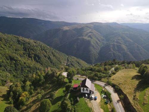 Jina Cabin | Cabana Alpina Jina