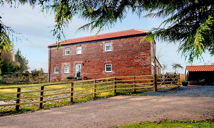 Carlton-in-Cleveland Cottage | Cabin ∙ 3 bedrooms ∙ 6 guests