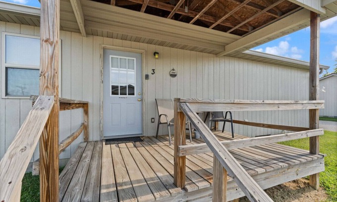 Eckerty House | Cabin 3 The Village @ Patoka Lake